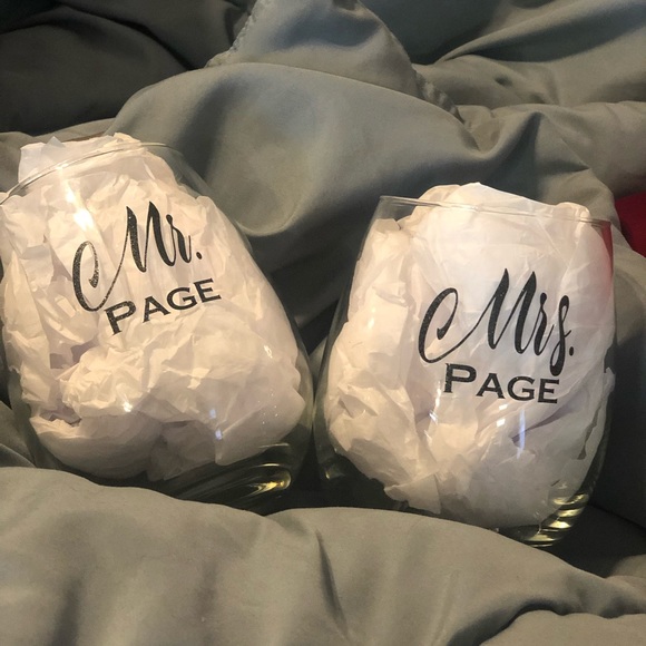 Personalized wine glass set - Picture 3 of 4